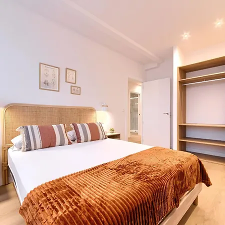 Estilo Y Comodidad Junto Al Hospital Y Bus