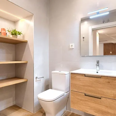 Estilo Y Comodidad Junto Al Hospital Y Bus Apartamento